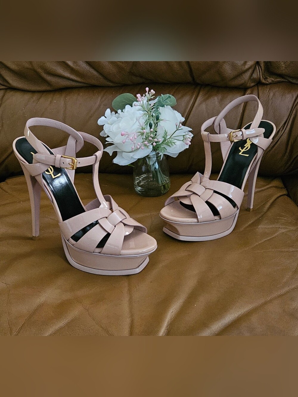 New Yves Saint Laurent Tribute PVC Beige Leather Buckle Sandals Size 7 US
